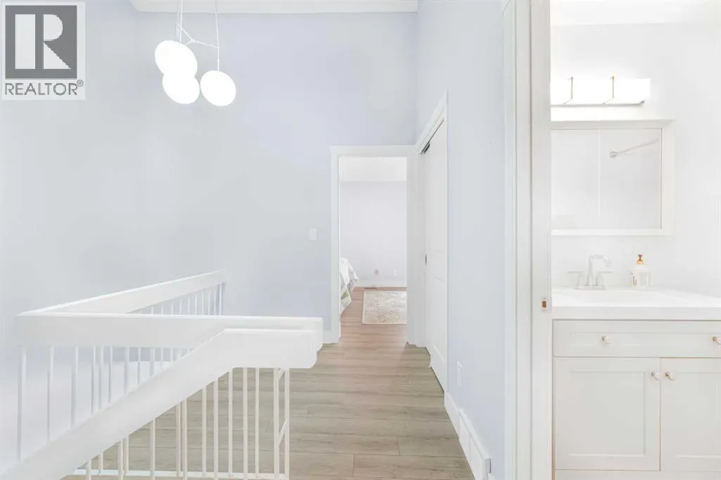 352 Brae Glen Road SW