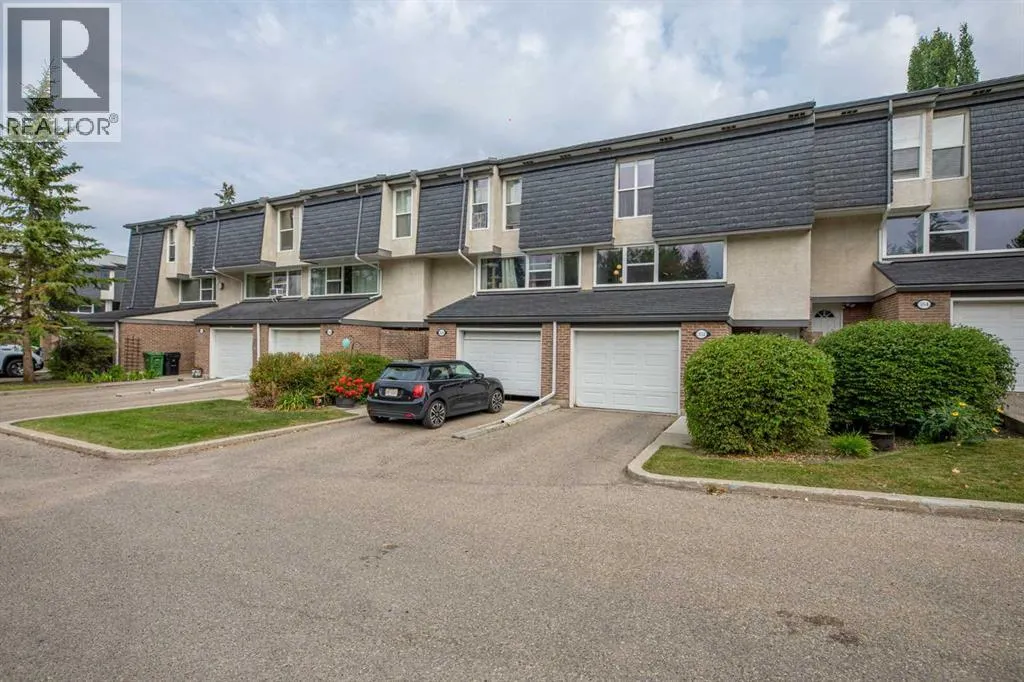 352 Brae Glen Road SW