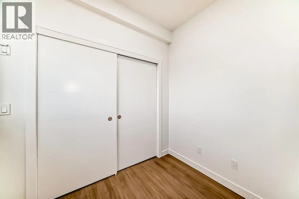 52, 145 Chelsea Mews