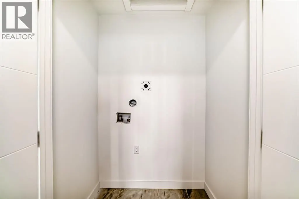 52, 145 Chelsea Mews