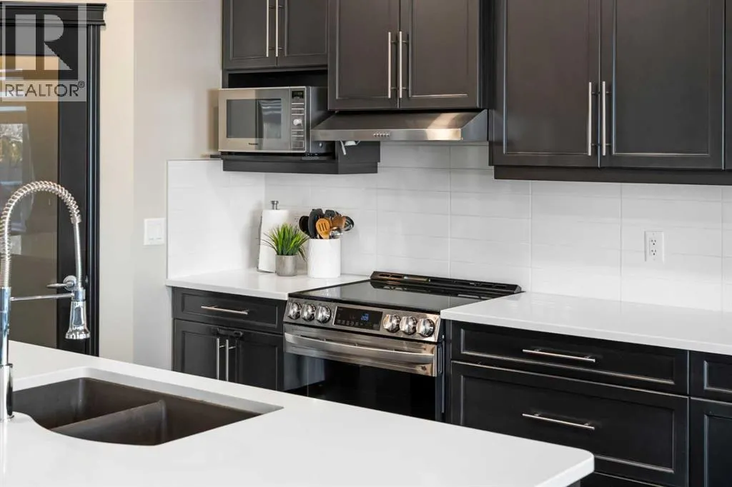 159 Panatella View NW