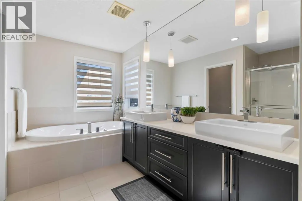 159 Panatella View NW