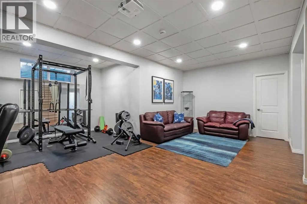 159 Panatella View NW