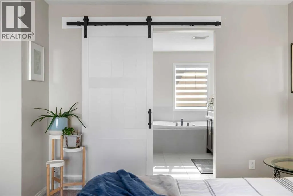 159 Panatella View NW