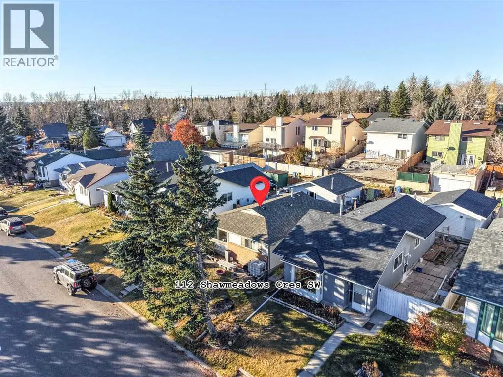 112 Shawmeadows Crescent SW