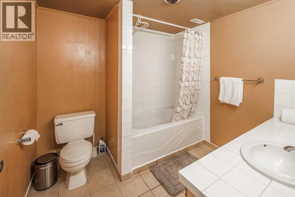 112 Shawmeadows Crescent SW