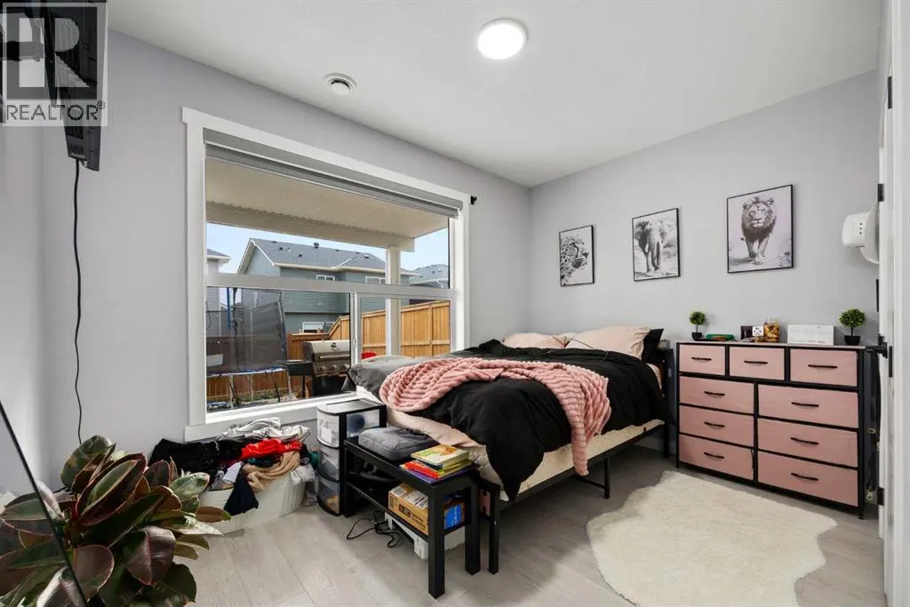 106 Baysprings Gardens SW