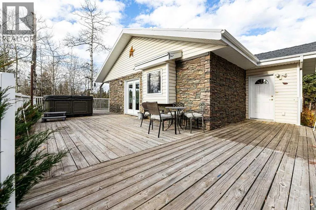 2419 351 Township Road Township