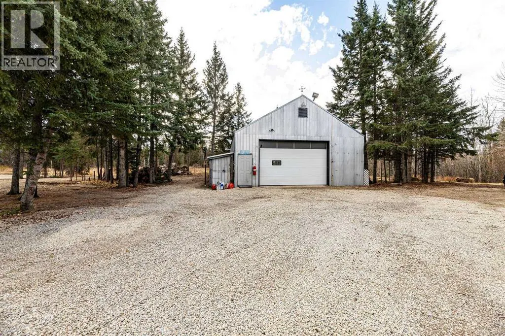 2419 351 Township Road Township