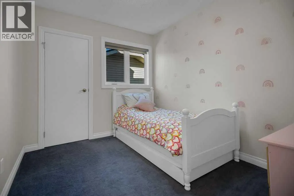 164 Mckerrell Crescent SE