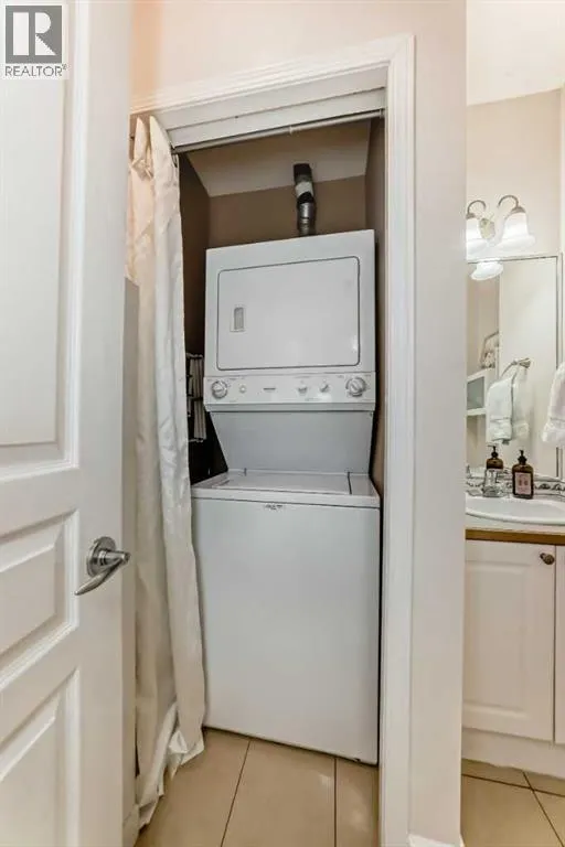 1113, 1113 Lake Fraser Court SE