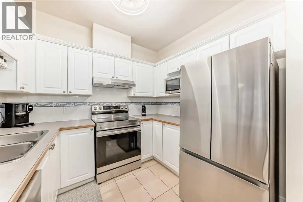 1113, 1113 Lake Fraser Court SE