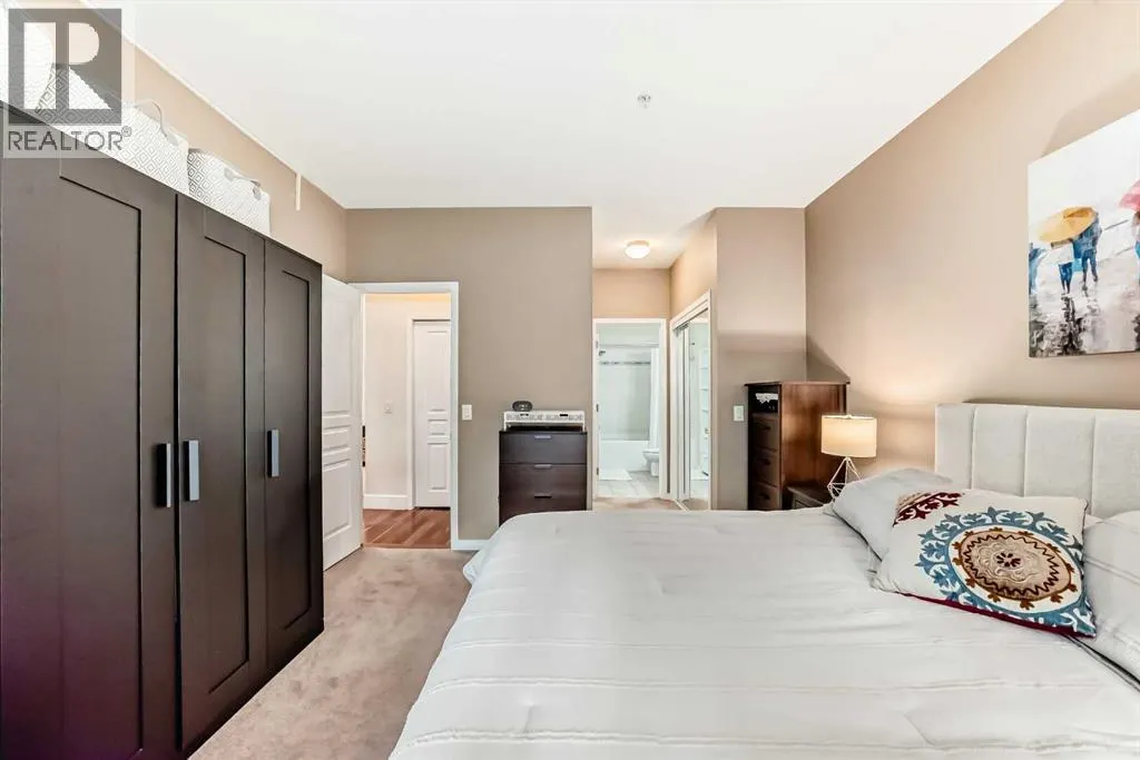 1113, 1113 Lake Fraser Court SE