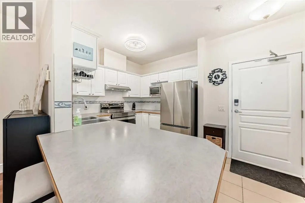 1113, 1113 Lake Fraser Court SE