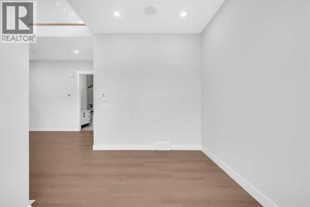 203 KINNIBURGH Place