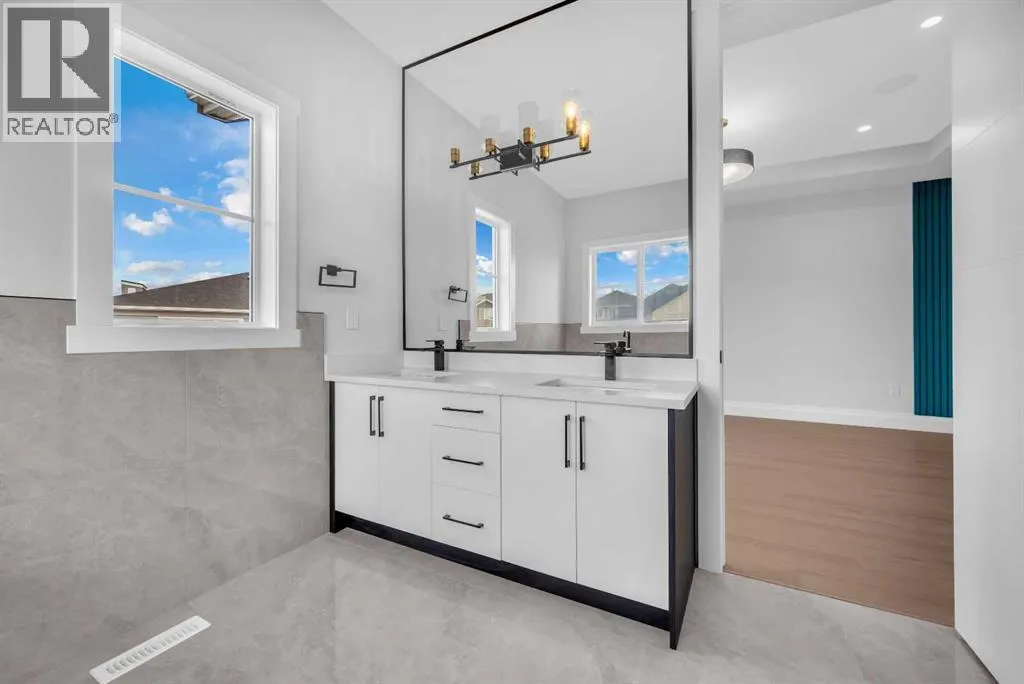 203 KINNIBURGH Place