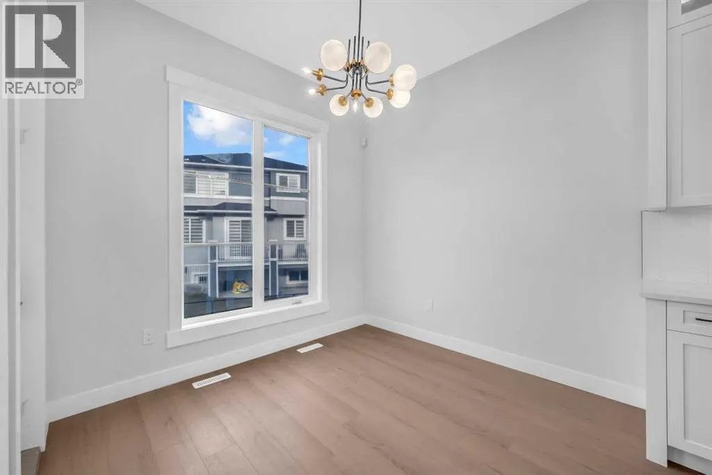 203 KINNIBURGH Place