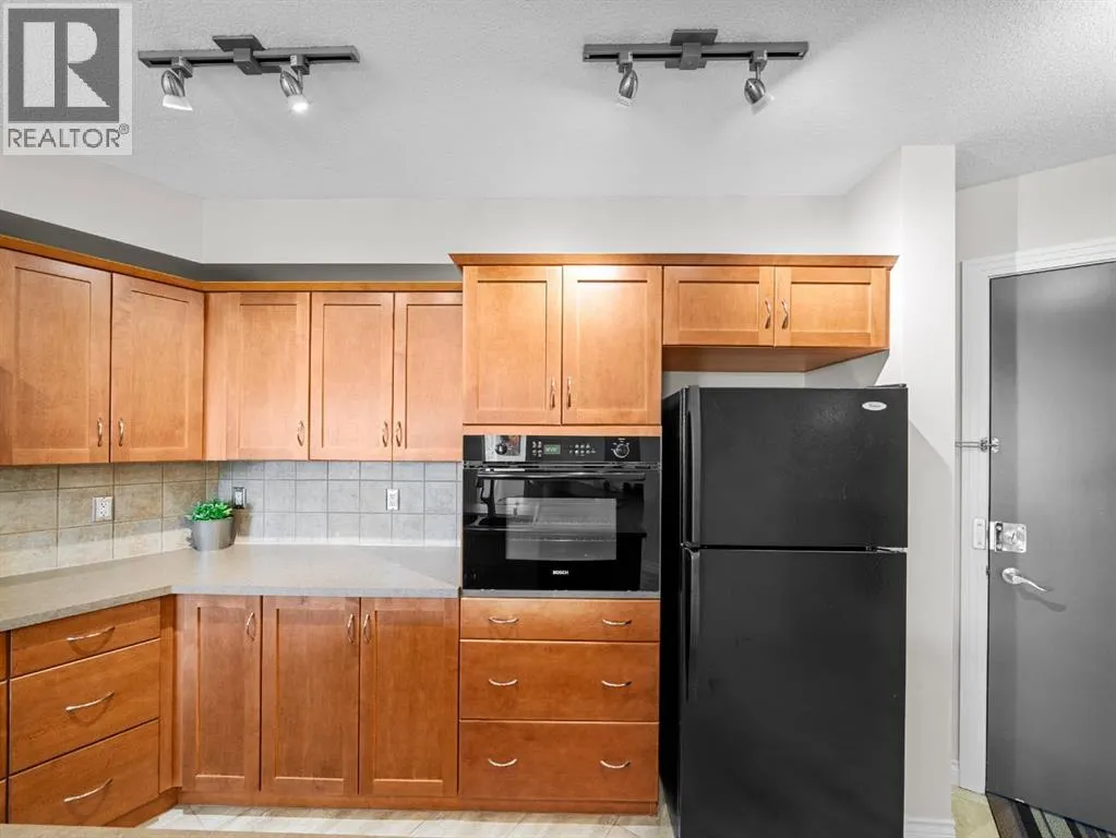 311, 3101 34 Avenue NW