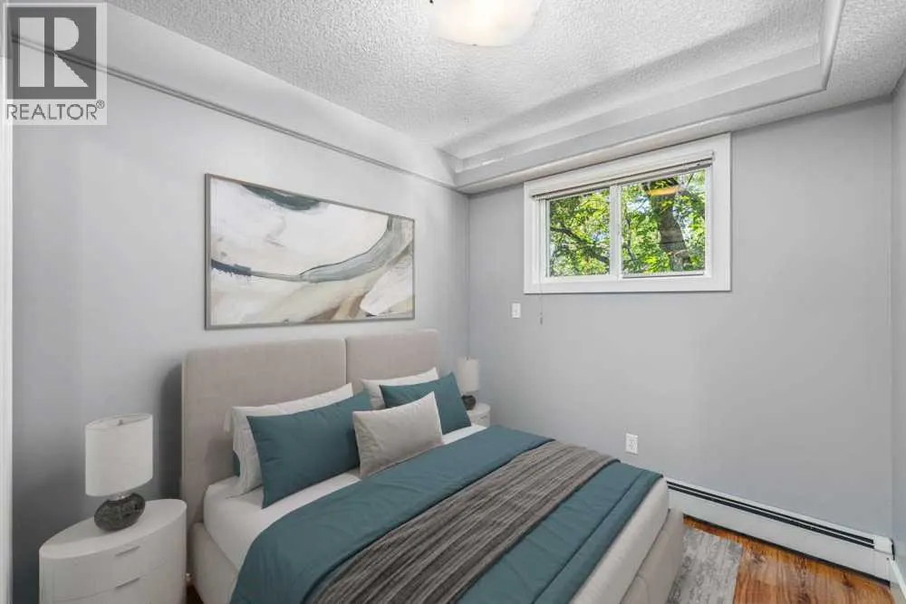 202, 333 5 Avenue NE