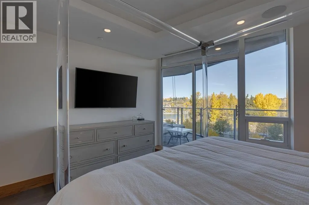 412, 738 1 Avenue SW