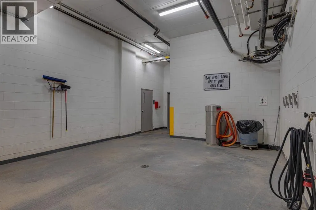 412, 738 1 Avenue SW