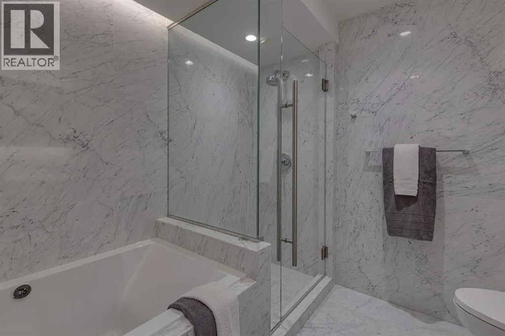 412, 738 1 Avenue SW