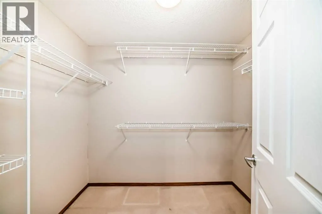 237, 15 Everstone Drive SW