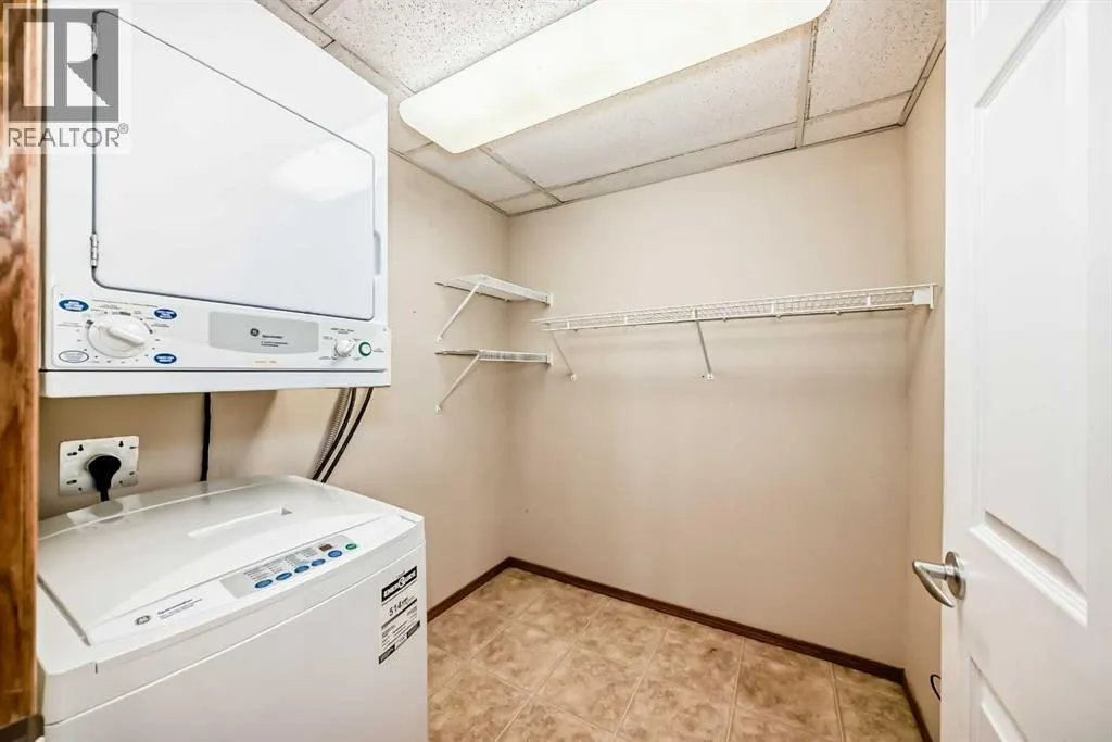 237, 15 Everstone Drive SW