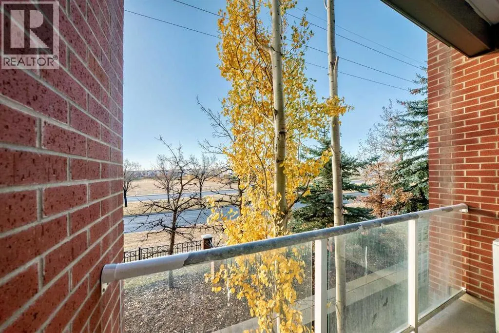 237, 15 Everstone Drive SW