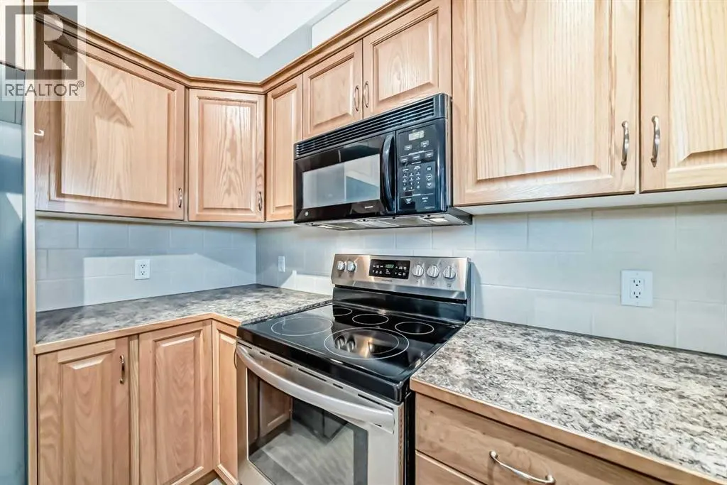 237, 15 Everstone Drive SW