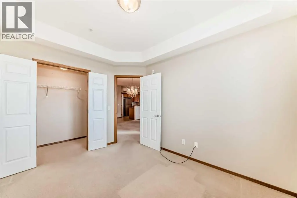 237, 15 Everstone Drive SW