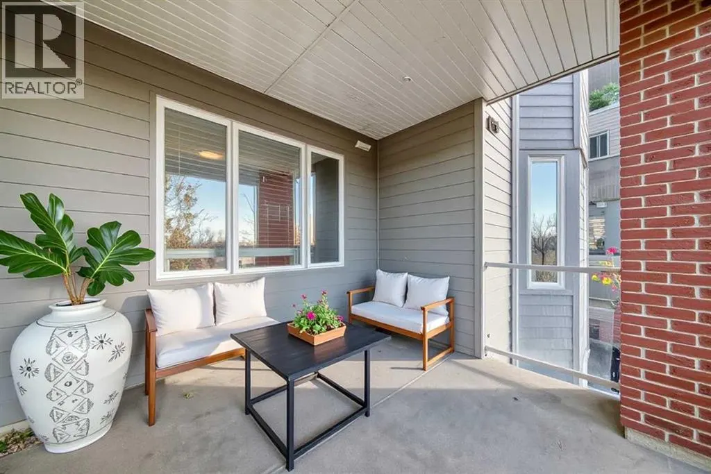 237, 15 Everstone Drive SW