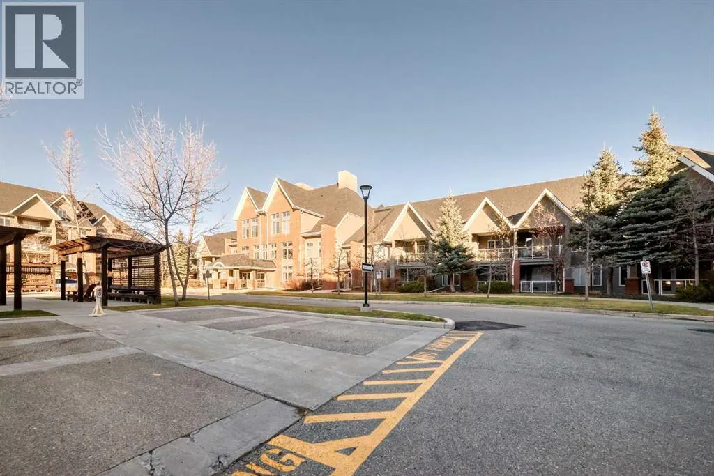 237, 15 Everstone Drive SW