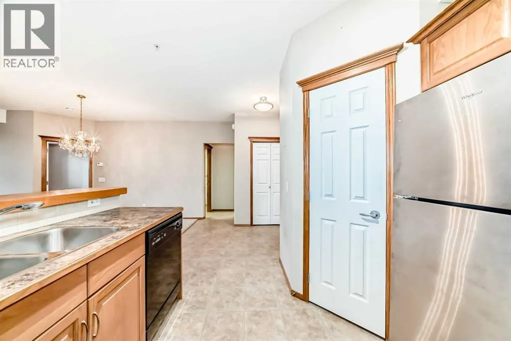 237, 15 Everstone Drive SW