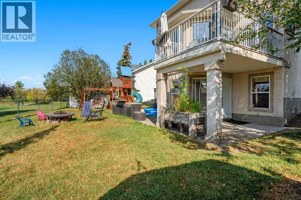 216 Stonegate Place NW