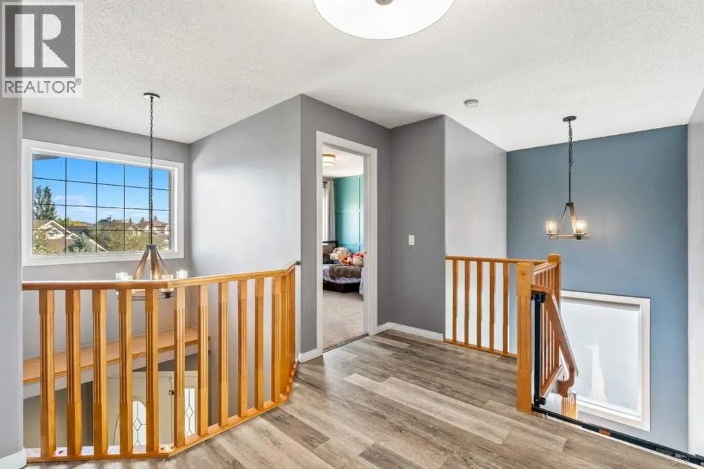 216 Stonegate Place NW