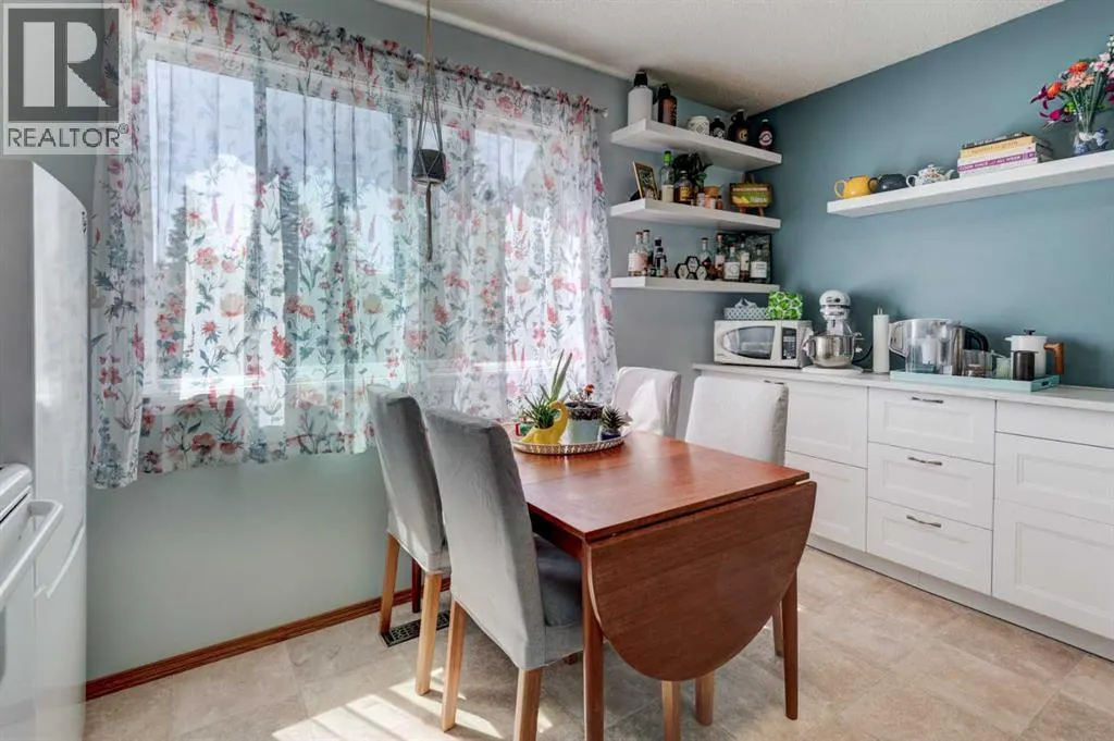 17, 210 86 Avenue SE