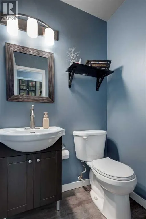 17, 210 86 Avenue SE