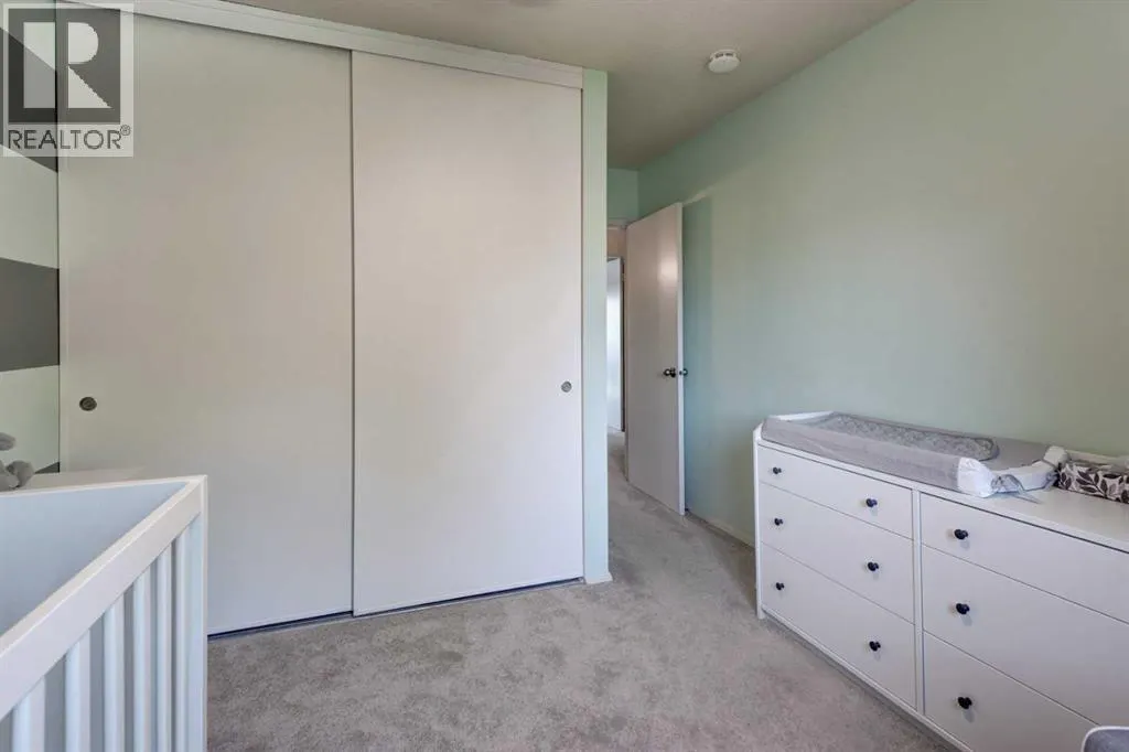 17, 210 86 Avenue SE