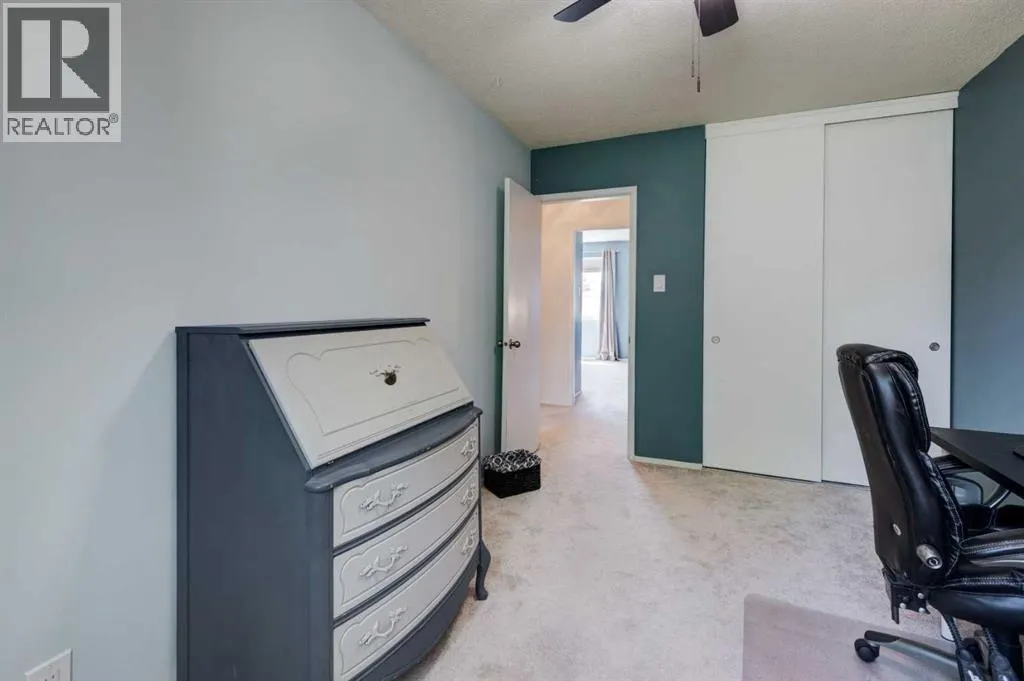 17, 210 86 Avenue SE