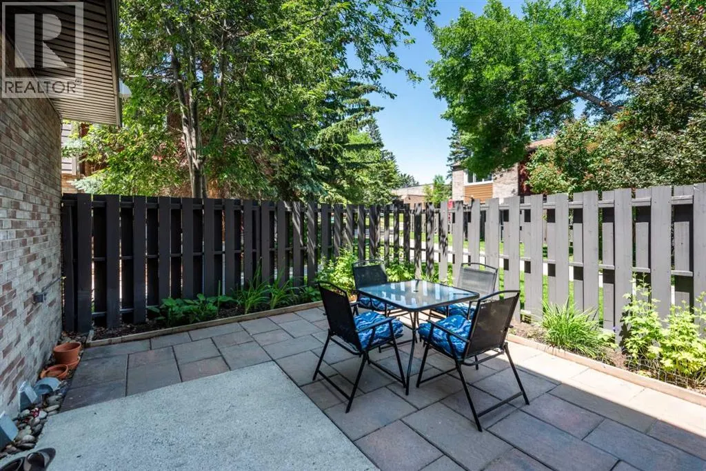 17, 210 86 Avenue SE