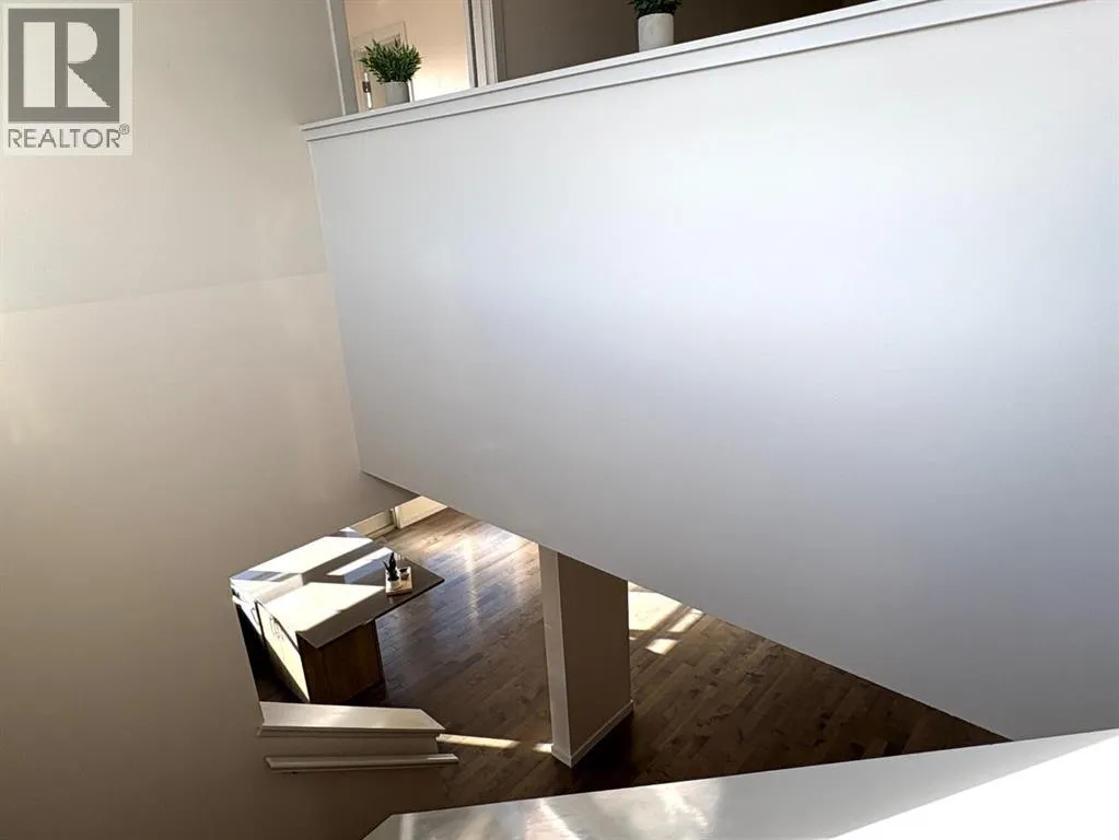 66 Evanscrest Terrace NW