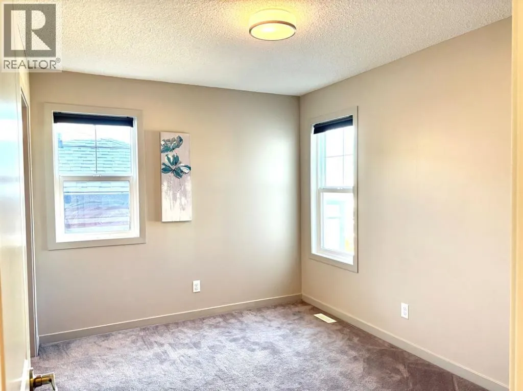 66 Evanscrest Terrace NW