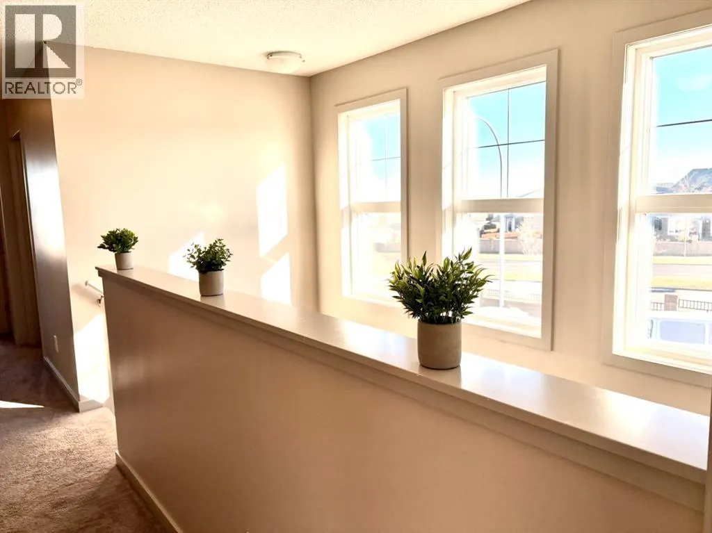 66 Evanscrest Terrace NW