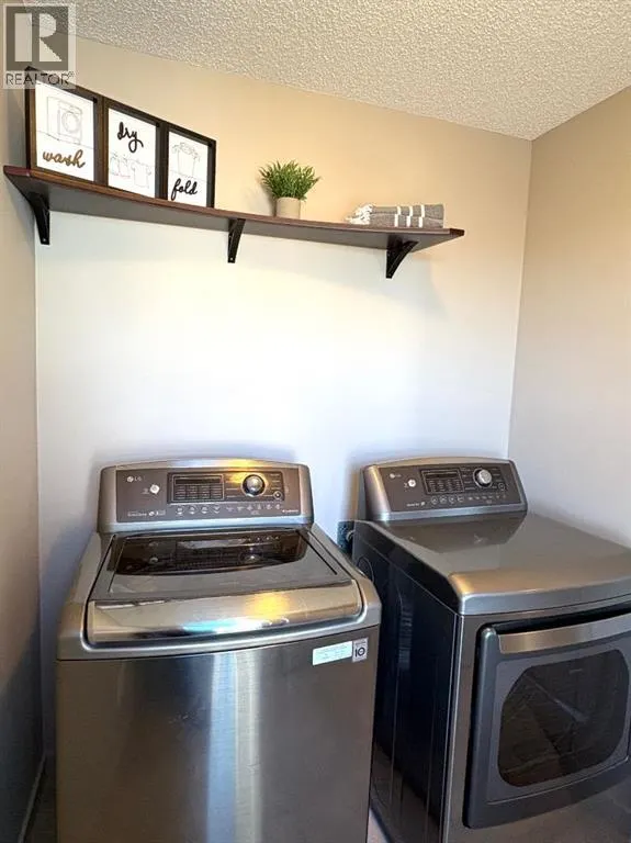 66 Evanscrest Terrace NW