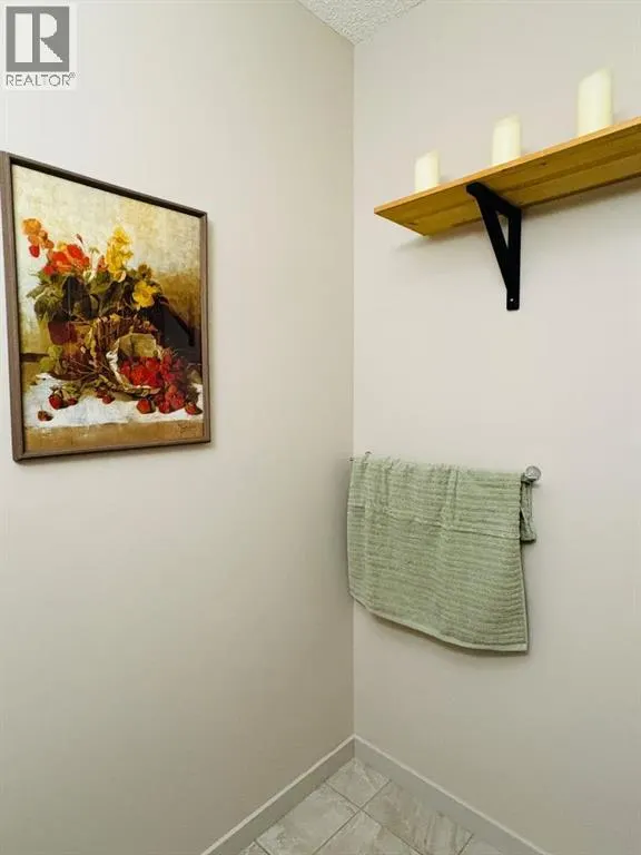 66 Evanscrest Terrace NW