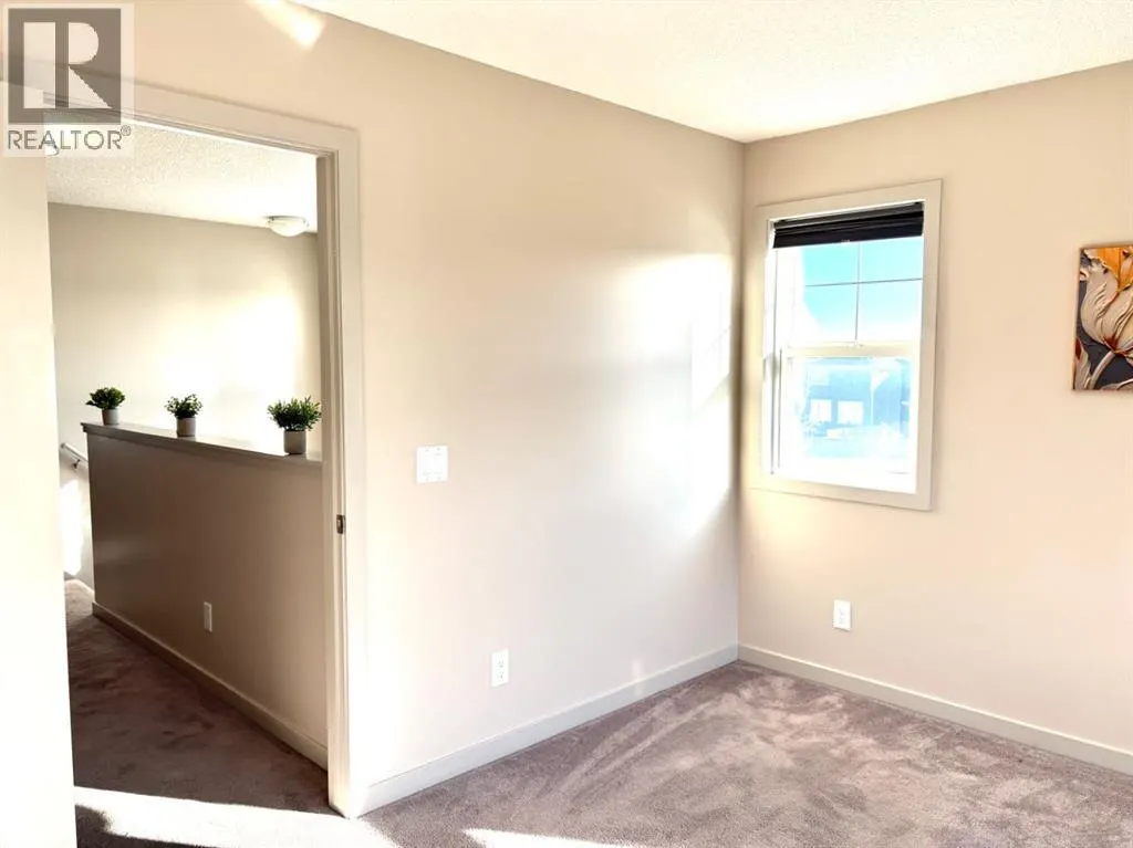 66 Evanscrest Terrace NW