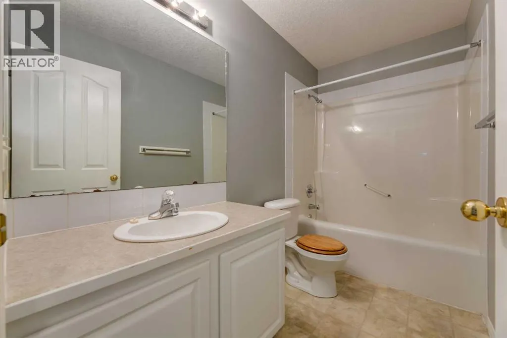 5, 135 Bow Ridge Drive