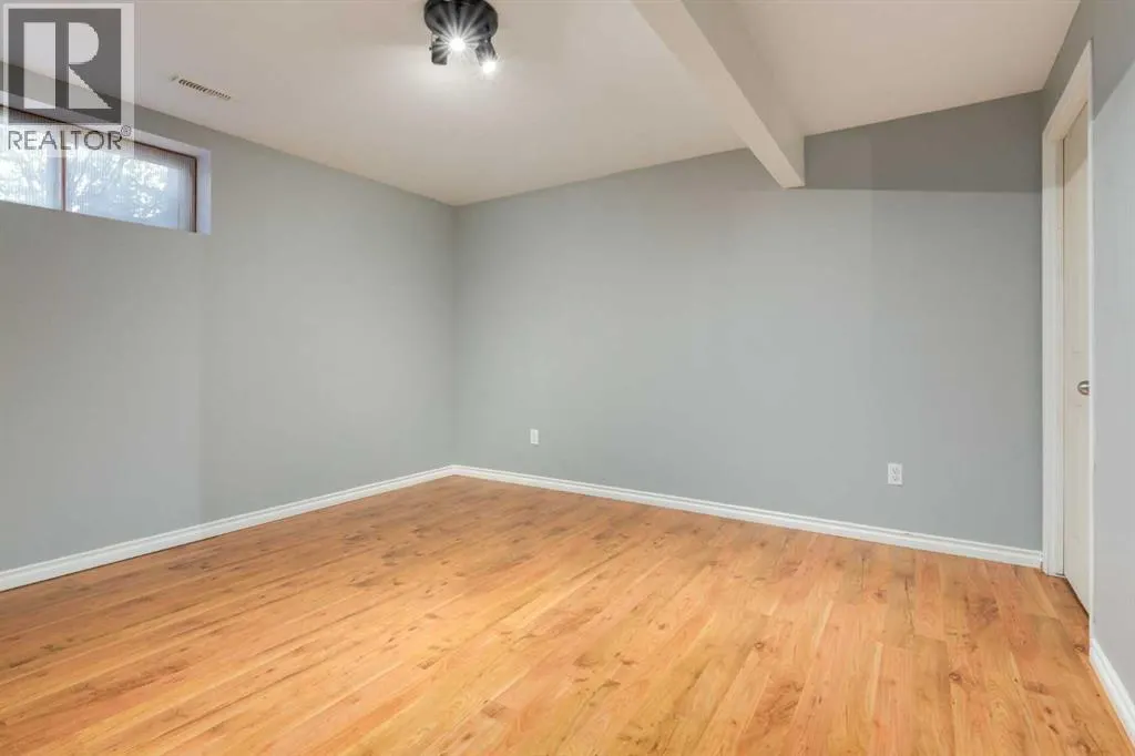 5, 135 Bow Ridge Drive