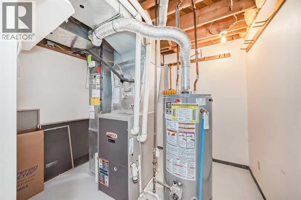 255 Parkwood Close SE